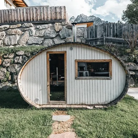 Midera Serlesblick Mit Privater Sauna Und Whirlpool ميدرز
