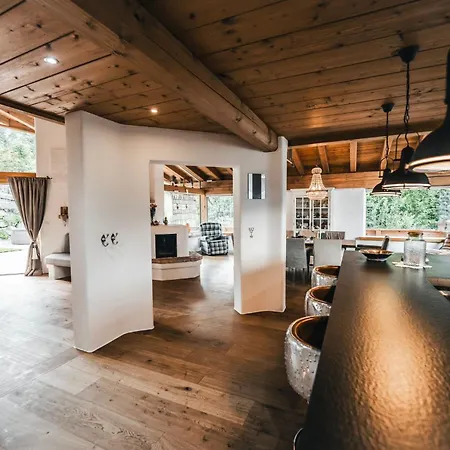 Midera Serlesblick Mit Sauna Und Whirlpool בקתה מידרס