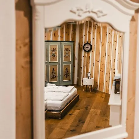 בקתה Midera Serlesblick Mit Sauna Und Whirlpool מידרס