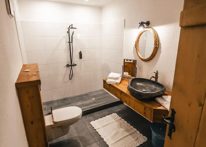 Midera Serlesblick Mit Sauna Und Whirlpool Chalé